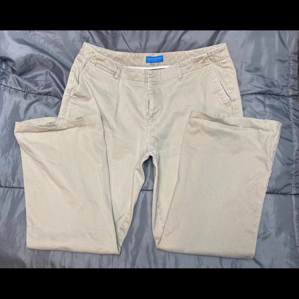 Dockers Khakis
